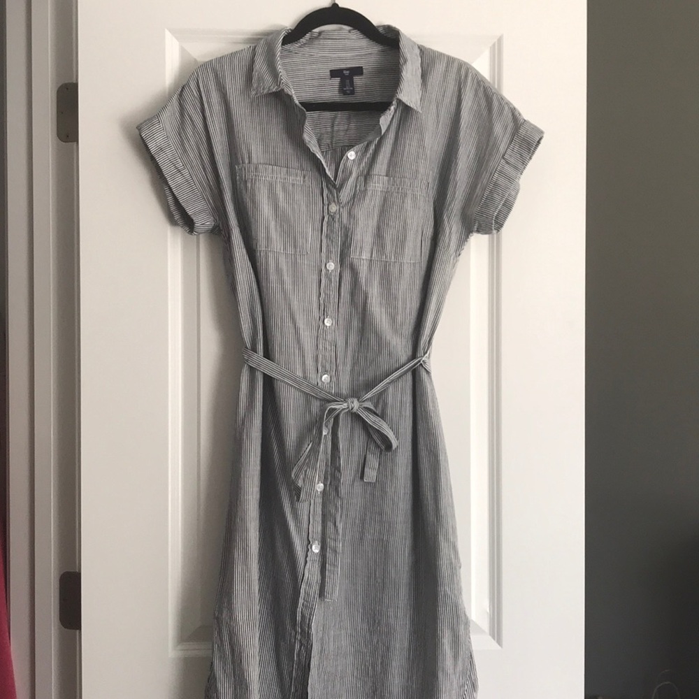 Blue and white striped gap dress